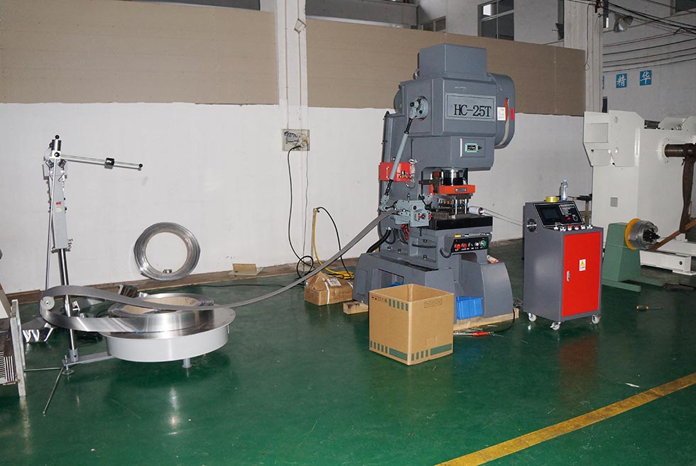 河南高速?zèng)_床